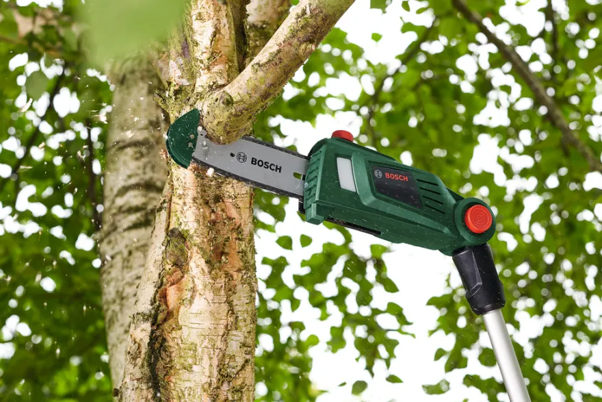 Bosch UniversalChainPole 18 kædesav m/teleskop