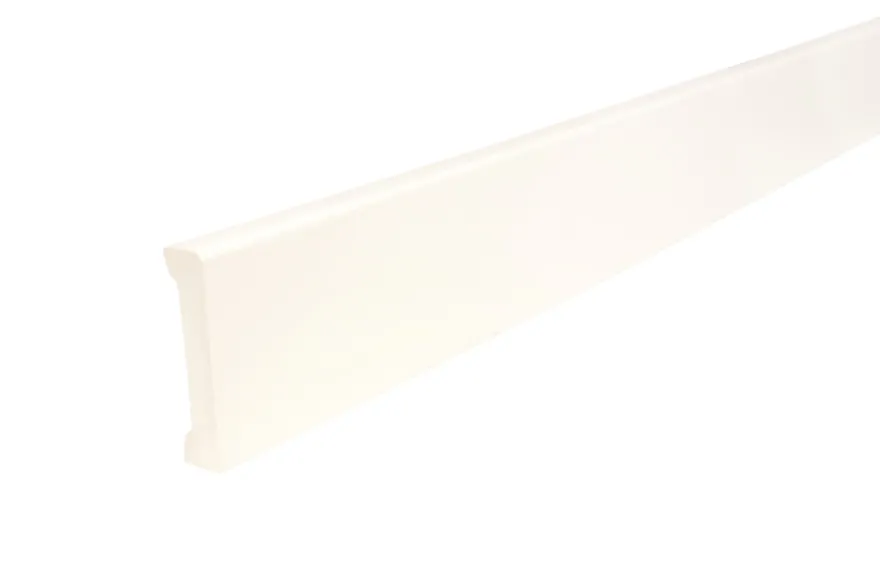 Fodliste glat plast hvid - 14 x 65 x 3000 mm